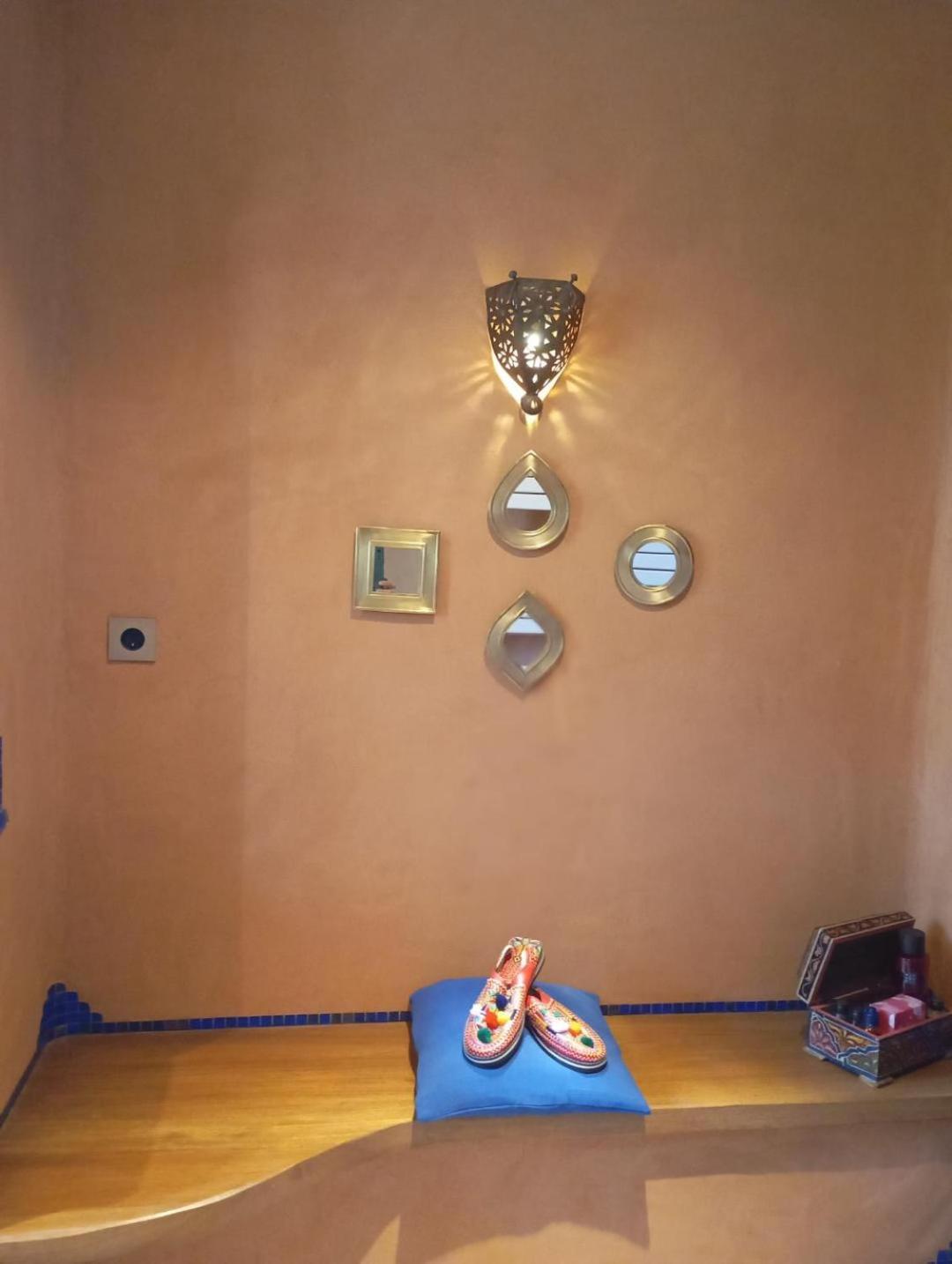 La Maison Bleue Ponsas ภายนอก รูปภาพ